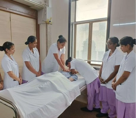 Bombay Hospital College Of Nursing